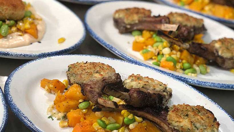 Lindeys Lake House | restaurant | 2101 Richmond Rd Suite L, Beachwood, OH 44122, USA | 2163425030 OR +1 216-342-5030