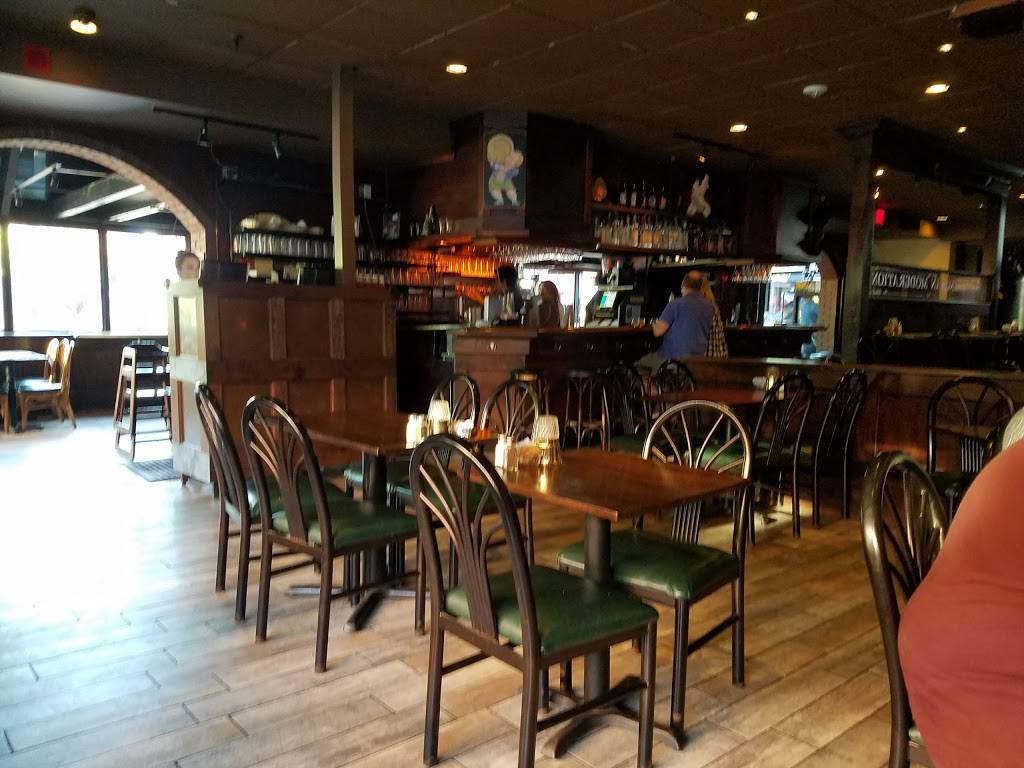 The Vermont Pub & Brewery | restaurant | 144 College St, Burlington, VT 05401, USA | 8028650500 OR +1 802-865-0500