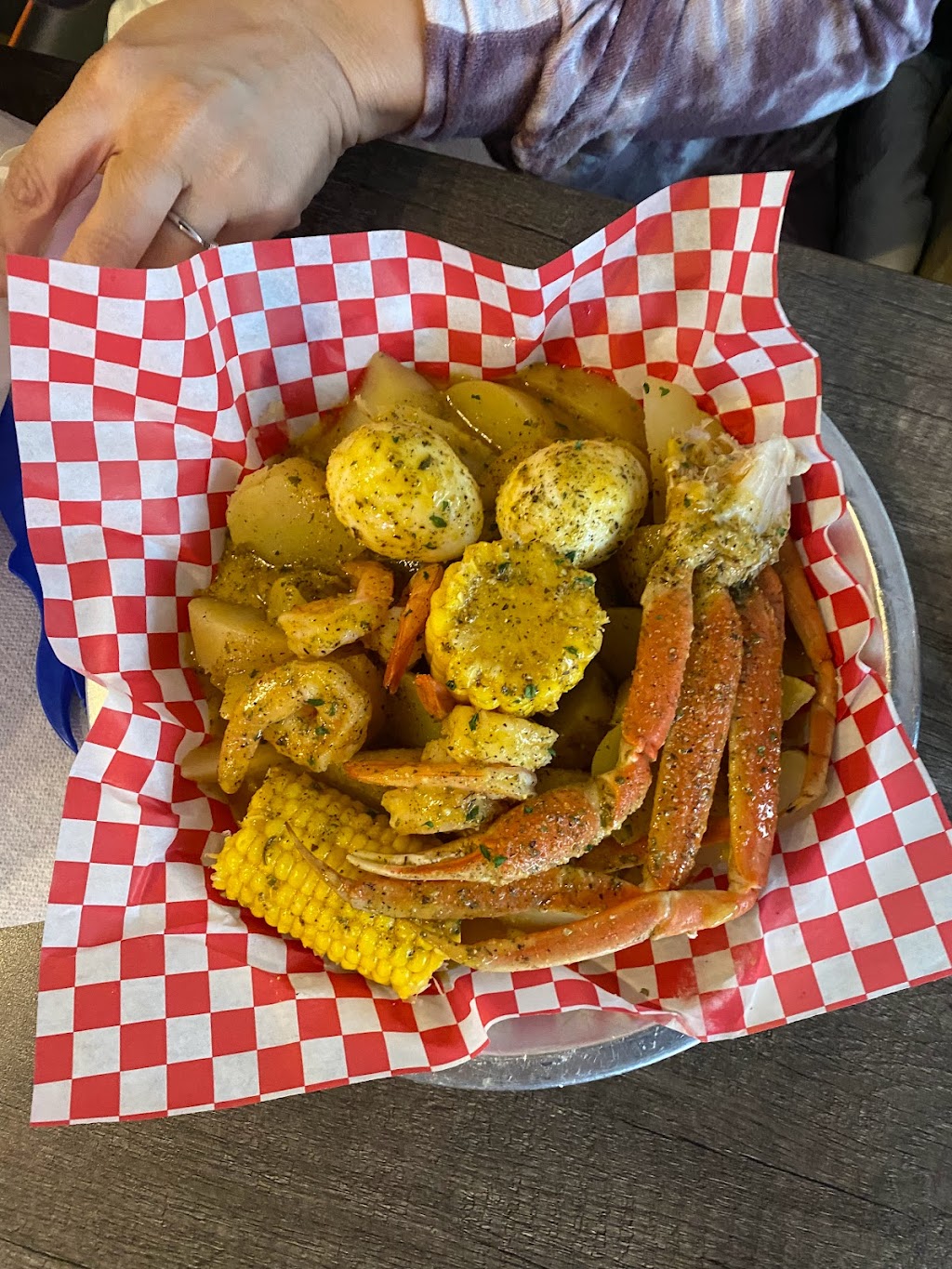 Krustaceans Seafood | restaurant | 22 N 9th St, Columbia, MO 65201, USA | 5735076623 OR +1 573-507-6623