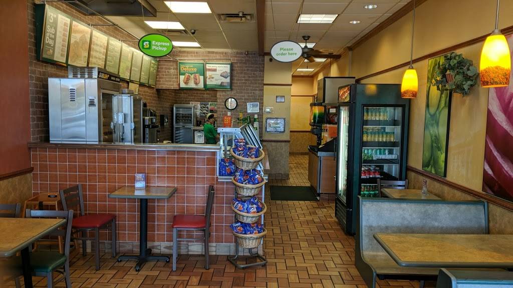 Subway Restaurants | restaurant | Palisades Plaza S/C, 13771 N Fountain Hills Blvd Suite 113, Fountain Hills, AZ 85268, USA | 4808169305 OR +1 480-816-9305