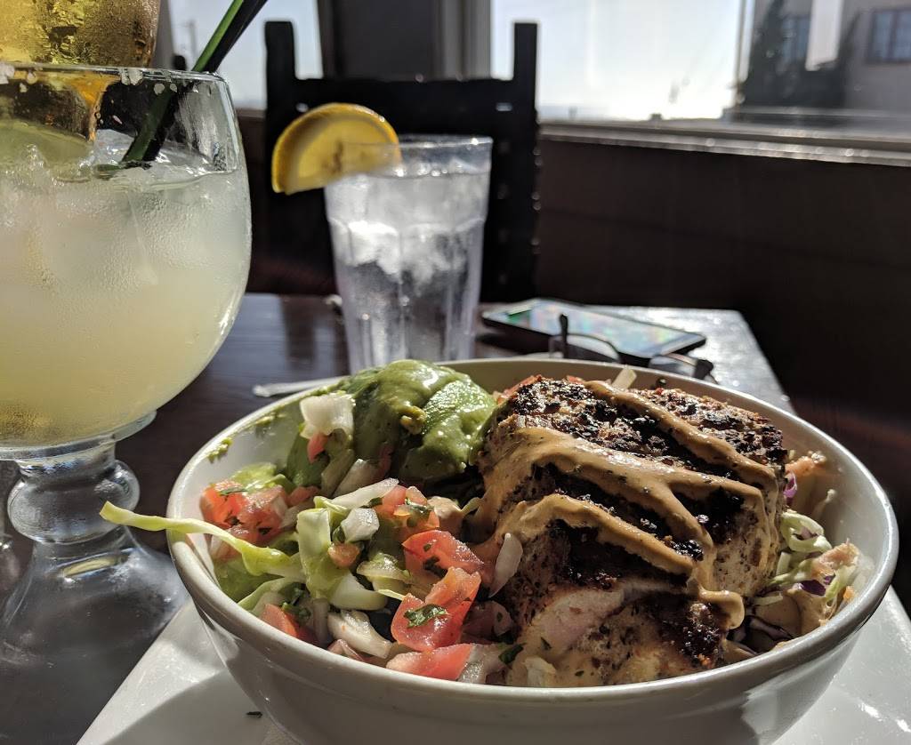 Avilas El Ranchito | restaurant | 1305 S Coast Hwy, Laguna Beach, CA 92651, USA | 9493767040 OR +1 949-376-7040