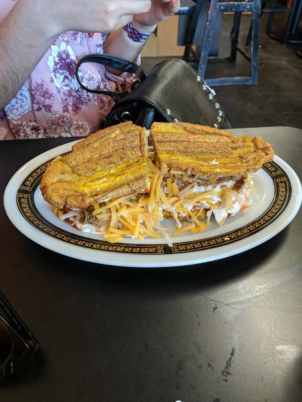 Los Chamos Venezuelan Cuisine | restaurant | 227 Union St, Lynn, MA 01902, USA | 7815950500 OR +1 781-595-0500