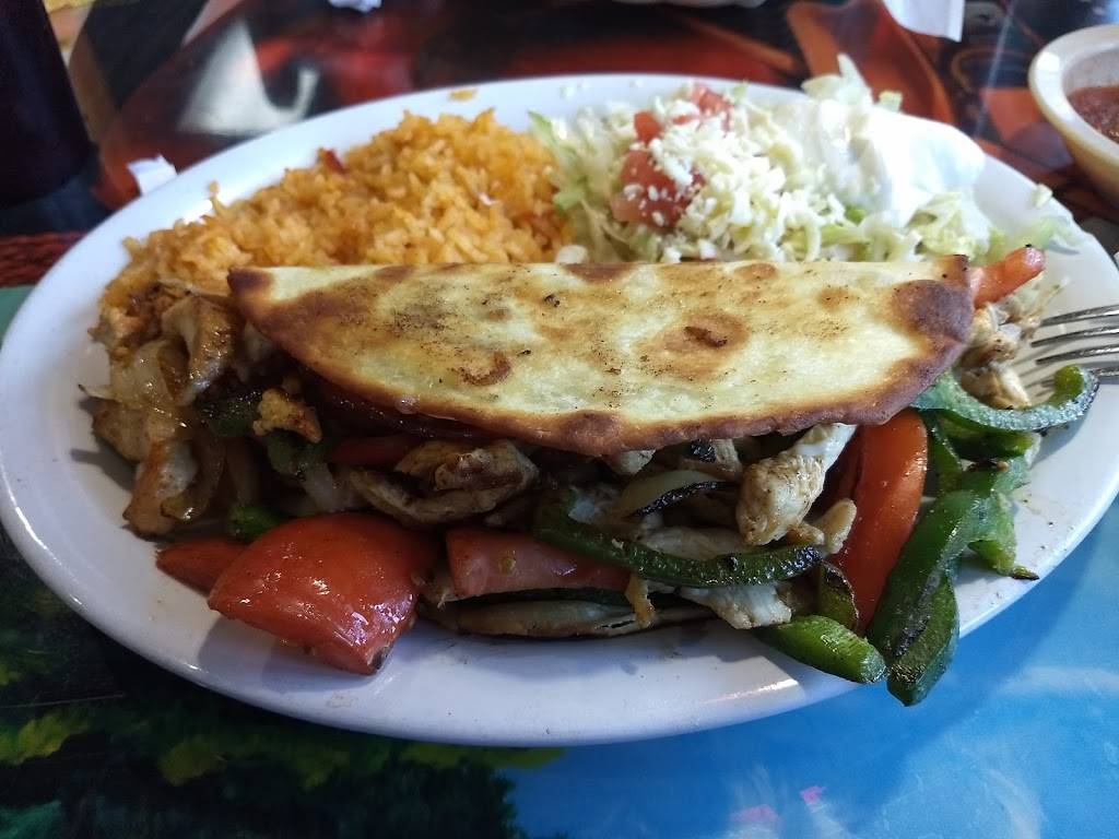 Entre Amigos | restaurant | 139 Washington St, Freeland, MI 48623, USA | 9895738577 OR +1 989-573-8577