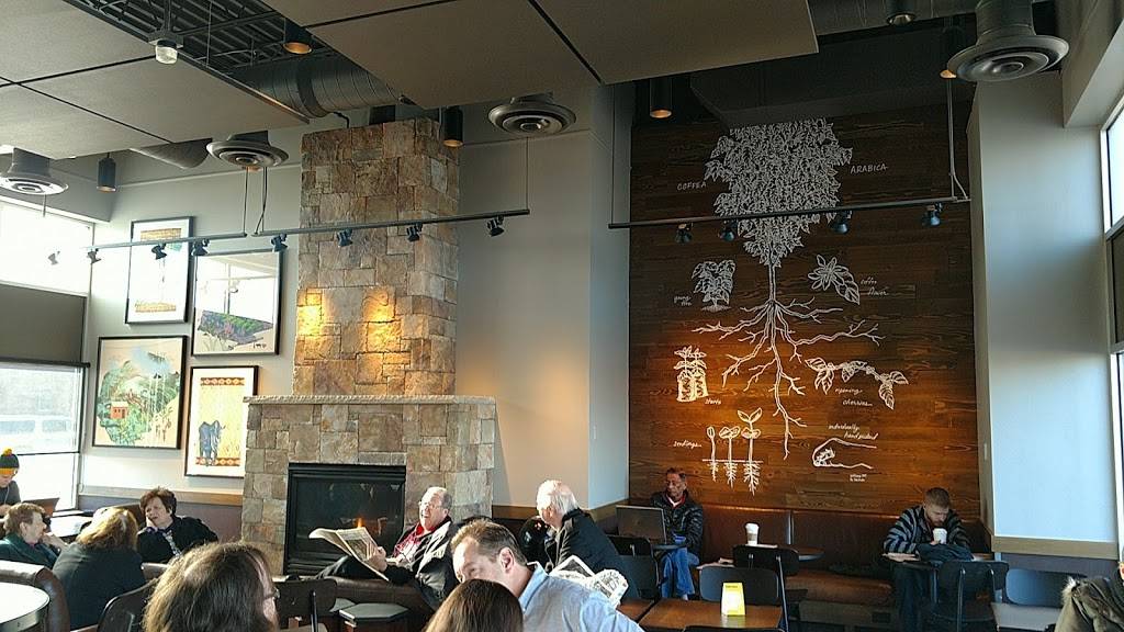 Starbucks | cafe | 21481 US-18, Waukesha, WI 53186, USA | 2627981122 OR +1 262-798-1122