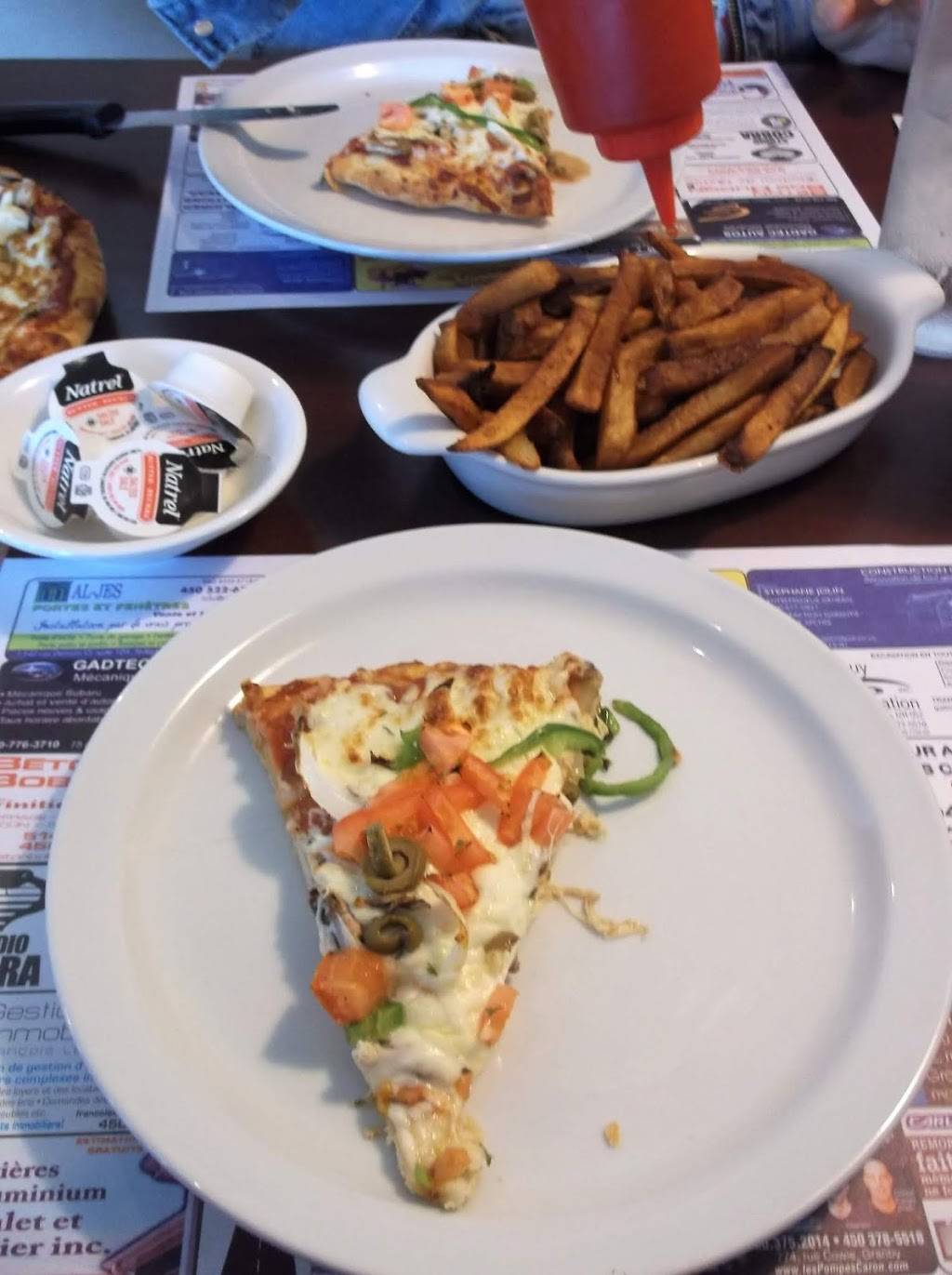 Resto du 9 | restaurant | 698 Rue Dufferin, Granby, QC J2H 0Z2, Canada | 4503759400 OR +1 450-375-9400