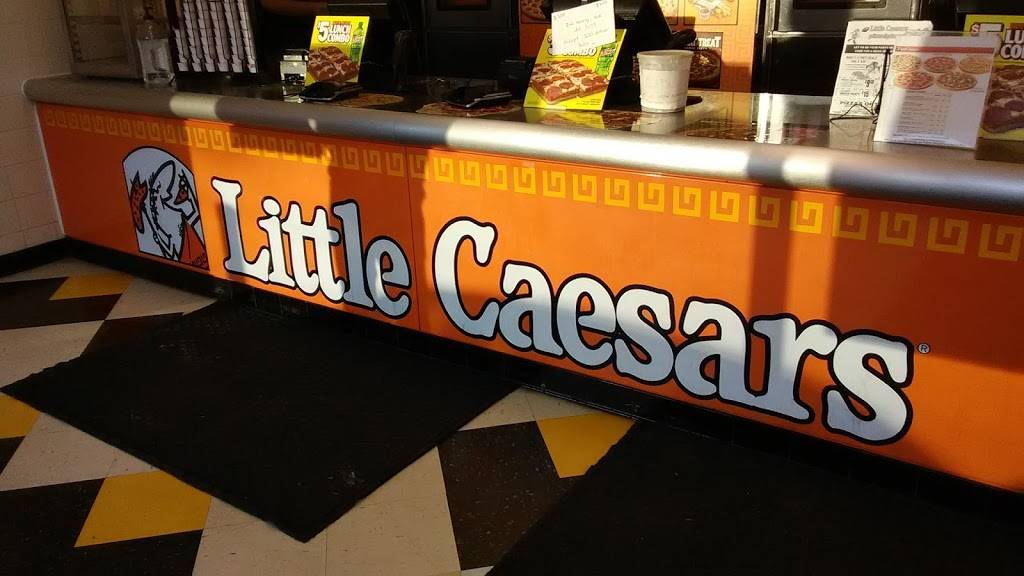 Little Caesars Pizza | meal takeaway | 1025 Mineral Wells Ave, Paris, TN 38242, USA | 7314077475 OR +1 731-407-7475