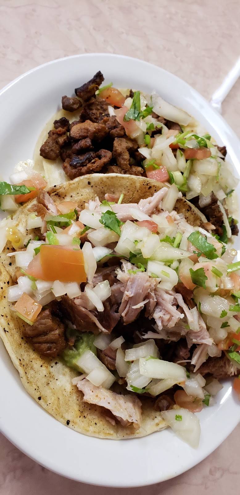 Lucios Restaurant | restaurant | 1605 Cabrillo Ave, Torrance, CA 90501, USA | 3103289810 OR +1 310-328-9810