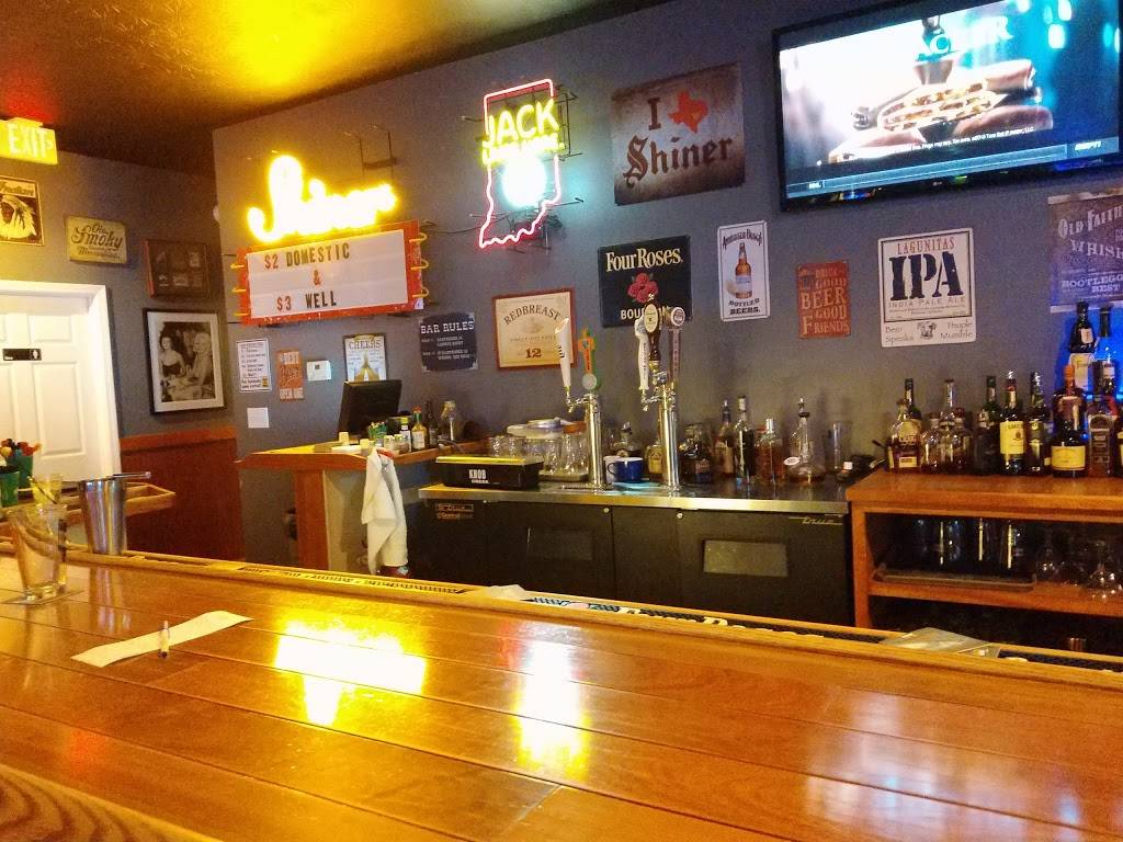 Whiskey Bobs Saloon | restaurant | 210 Meijer Dr, Lafayette, IN 47905, USA | 7652503222 OR +1 765-250-3222