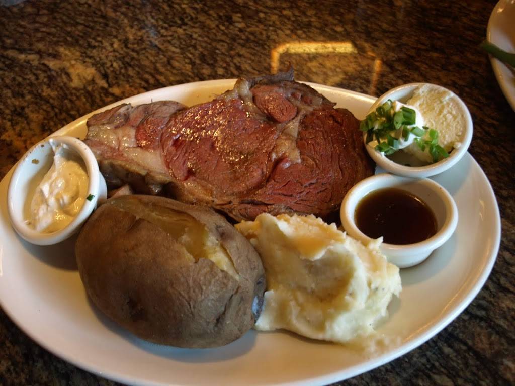 BJs Restaurant & Brewhouse | restaurant | 1159 Southcenter Mall, Tukwila, WA 98188, USA | 2064397500 OR +1 206-439-7500