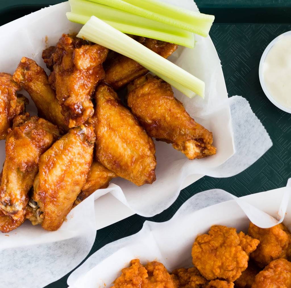 Bill Grays North Greece Road Tap Room | restaurant | 1177 N Greece Rd, Rochester, NY 14626, USA | 5854453670 OR +1 585-445-3670