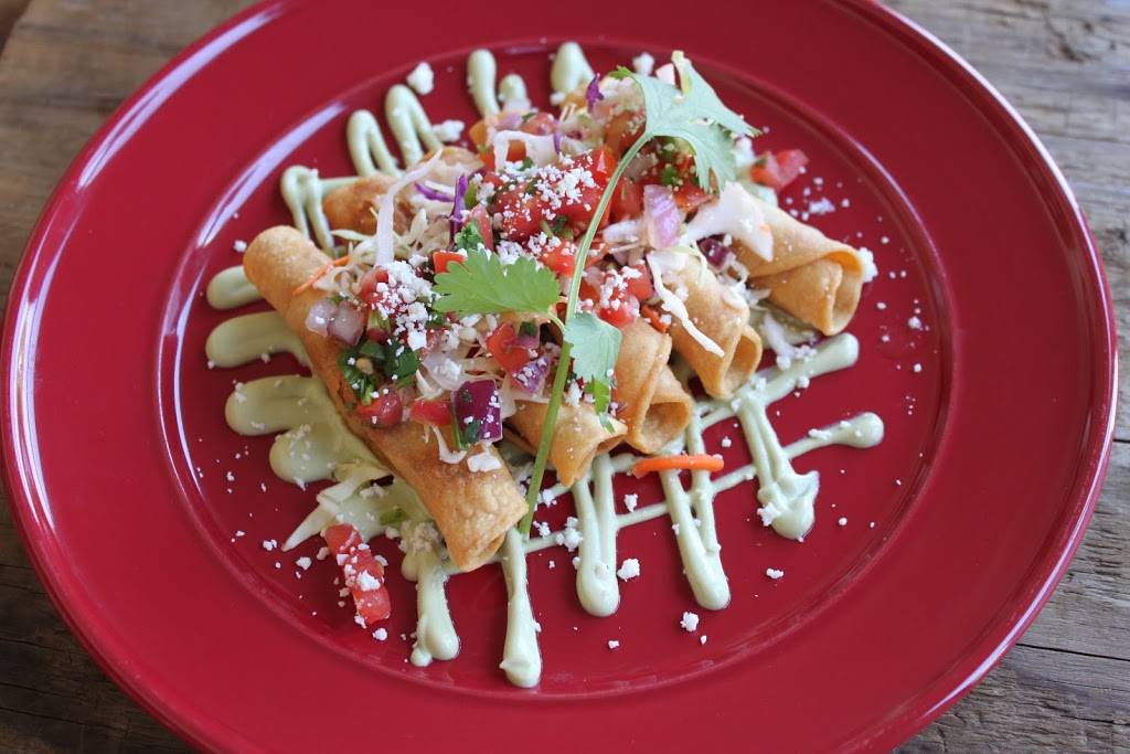 Noches Mexicanas at Rocker Oysterfellers | restaurant | 14415 Shoreline Hwy, Valley Ford, CA 94972, USA | 7078761983 OR +1 707-876-1983