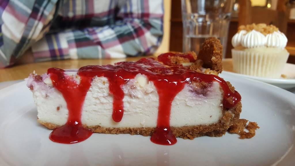 Vegan East | restaurant | 2409 Lyndale Ave S, Minneapolis, MN 55405, USA | 6122133020 OR +1 612-213-3020