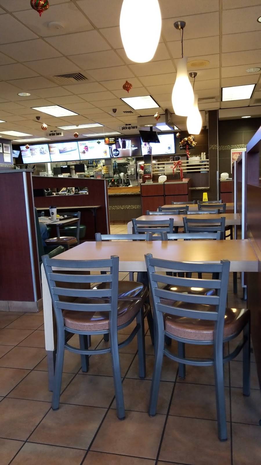 McDonalds | cafe | 971 Montauk Hwy, Shirley, NY 11967, USA | 6313996404 OR +1 631-399-6404