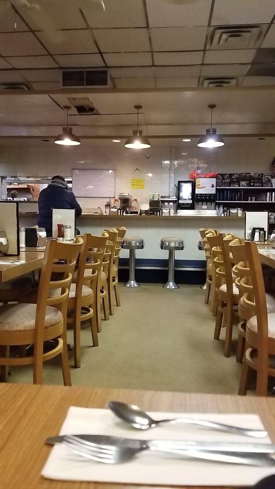 Pantheon Restaurant | restaurant | 1203 Monroe St, Endicott, NY 13760, USA | 6077570275 OR +1 607-757-0275