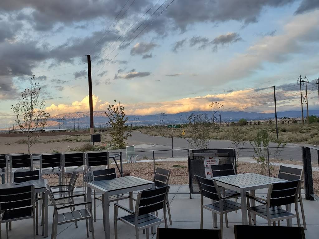 Neighbors Westside Bar and Grill | restaurant | 2101 Vista Oeste NW, Albuquerque, NM 87120, USA | 5058327558 OR +1 505-832-7558