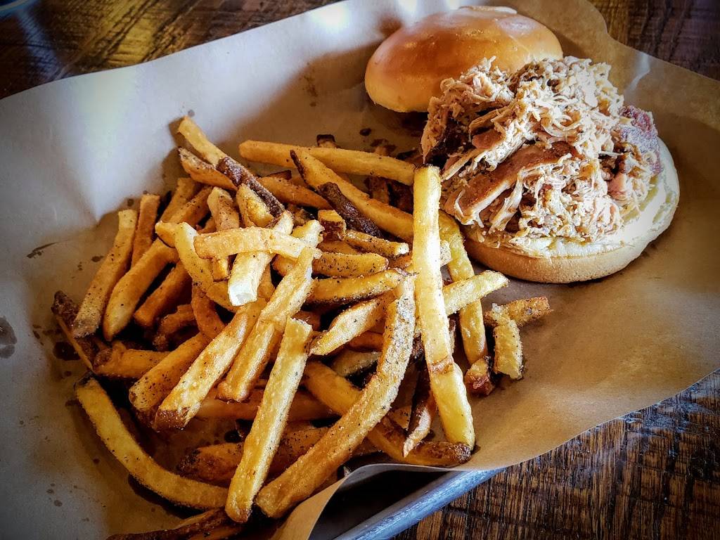 MISSION BBQ | restaurant | 1570 Butterfield Rd, Downers Grove, IL 60515, USA | 6308243606 OR +1 630-824-3606