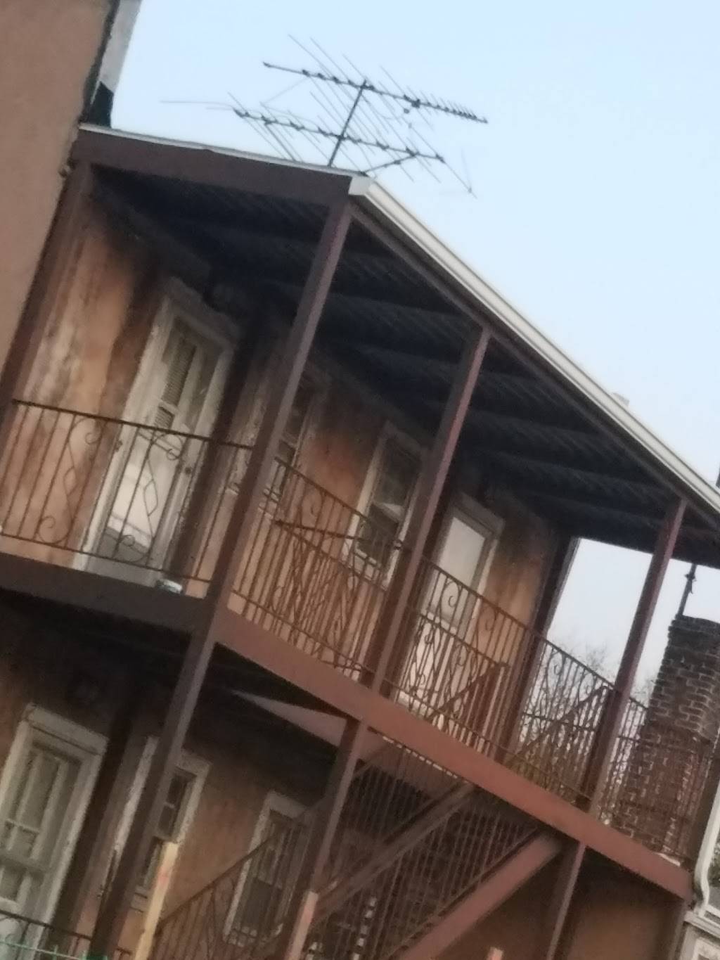 Scaramellas | restaurant | 1 Southfield Ave, Dobbs Ferry, NY 10522, USA | 9146936024 OR +1 914-693-6024