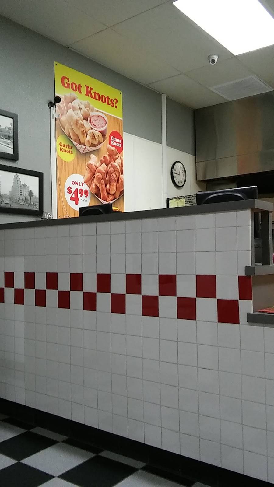 Porkys Pizza | meal delivery | 3918 Atlantic Ave, Long Beach, CA 90807, USA | 5629898888 OR +1 562-989-8888