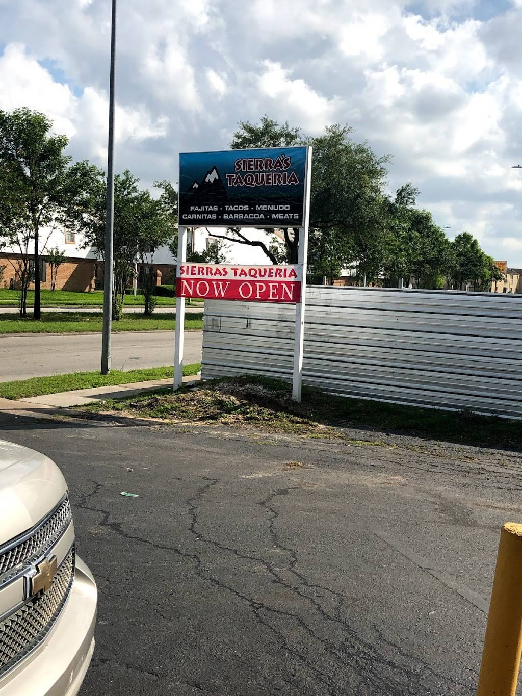 Sierra’s Taqueria | restaurant | 7006 Bellfort St, Houston, TX 77087, USA | 8327404134 OR +1 832-740-4134
