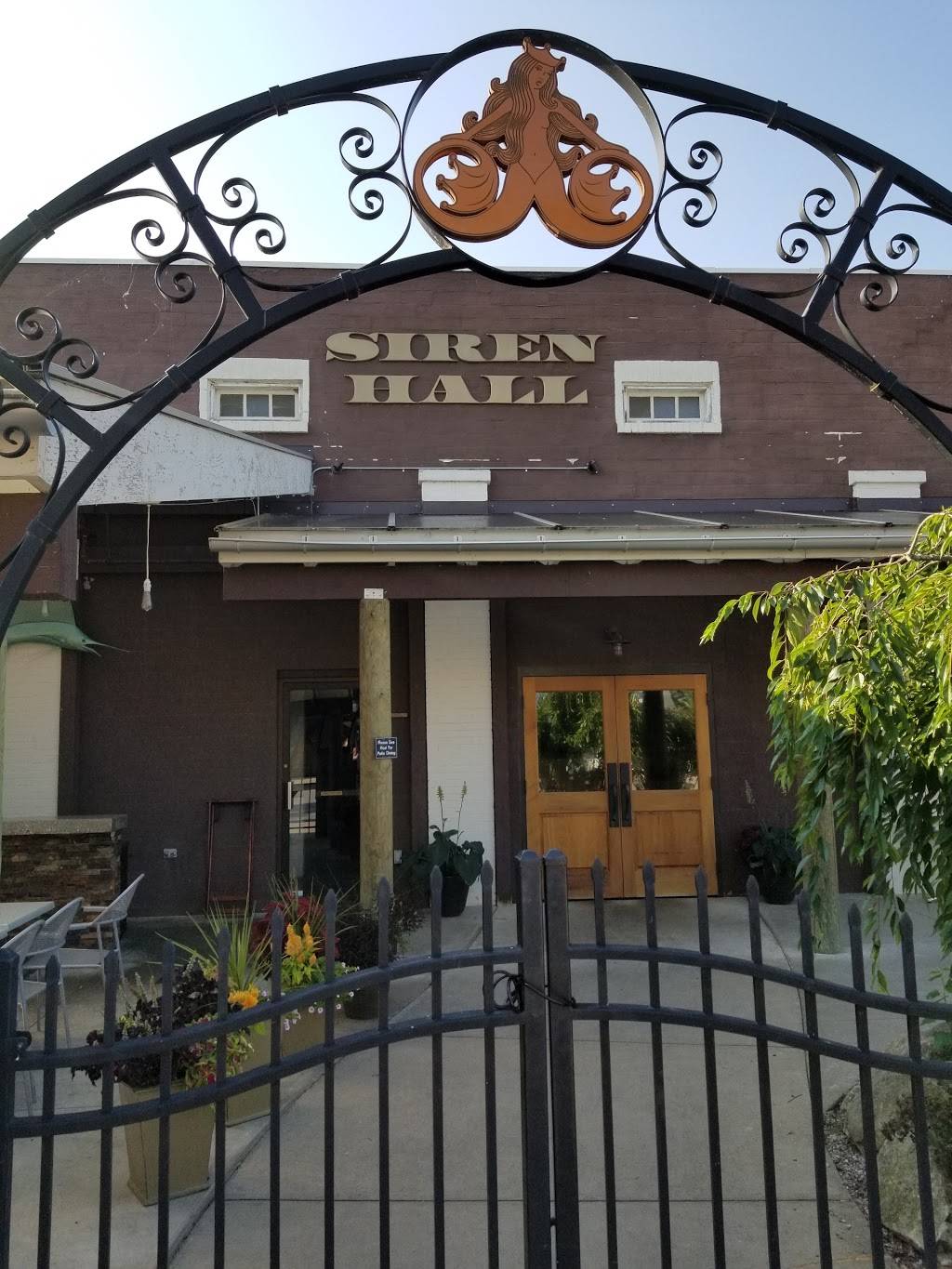 Siren Hall | restaurant | 151 River St, Elk Rapids, MI 49629, USA | 2312646062 OR +1 231-264-6062