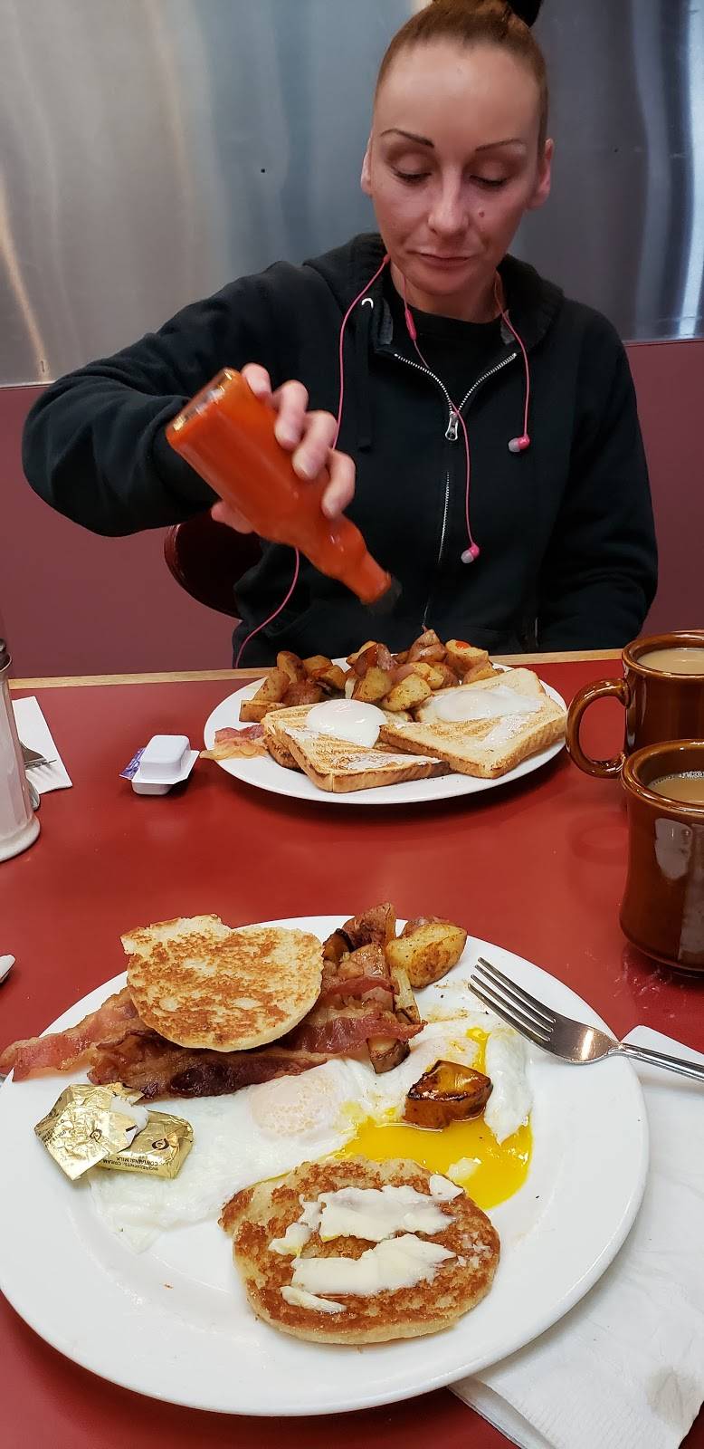 Marias Place | restaurant | 10 Jefferson Ave, Salem, MA 01970, USA | 9787441817 OR +1 978-744-1817