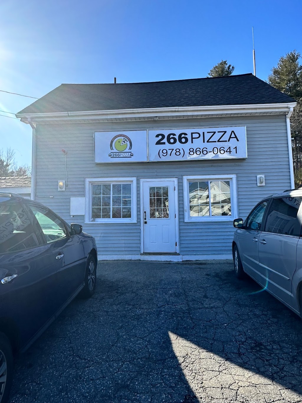266 Pizza | restaurant | 266 Middlesex Rd, Tyngsborough, MA 01879, USA | 9788660641 OR +1 978-866-0641