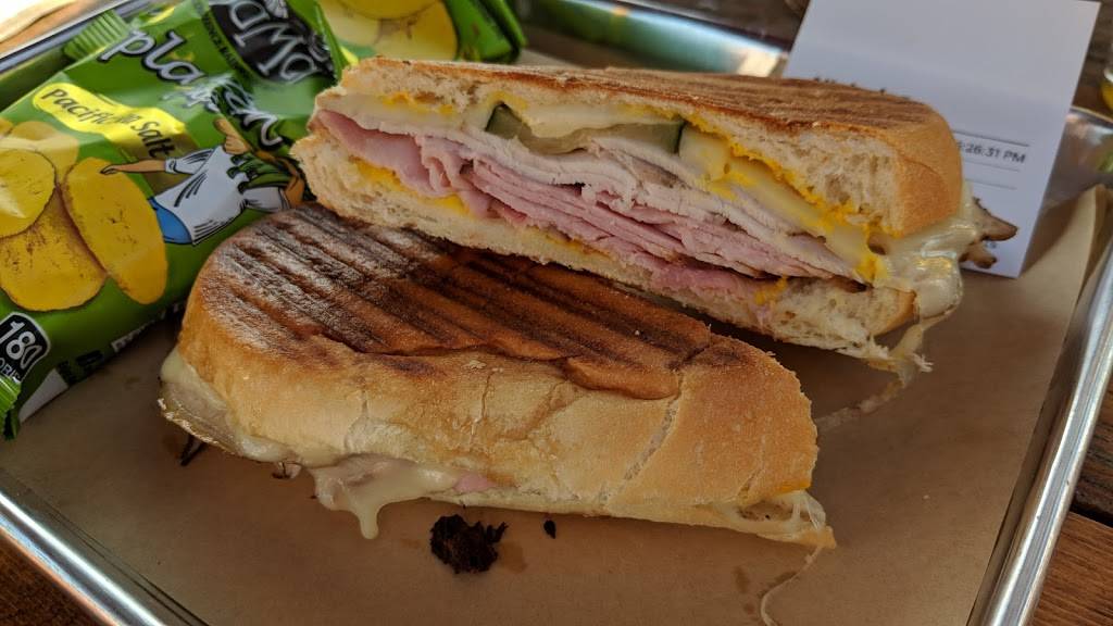 Hinckleys Fancy Meats | restaurant | 3201 Corrine Dr, Orlando, FL 32803, USA | 7866711023 OR +1 786-671-1023