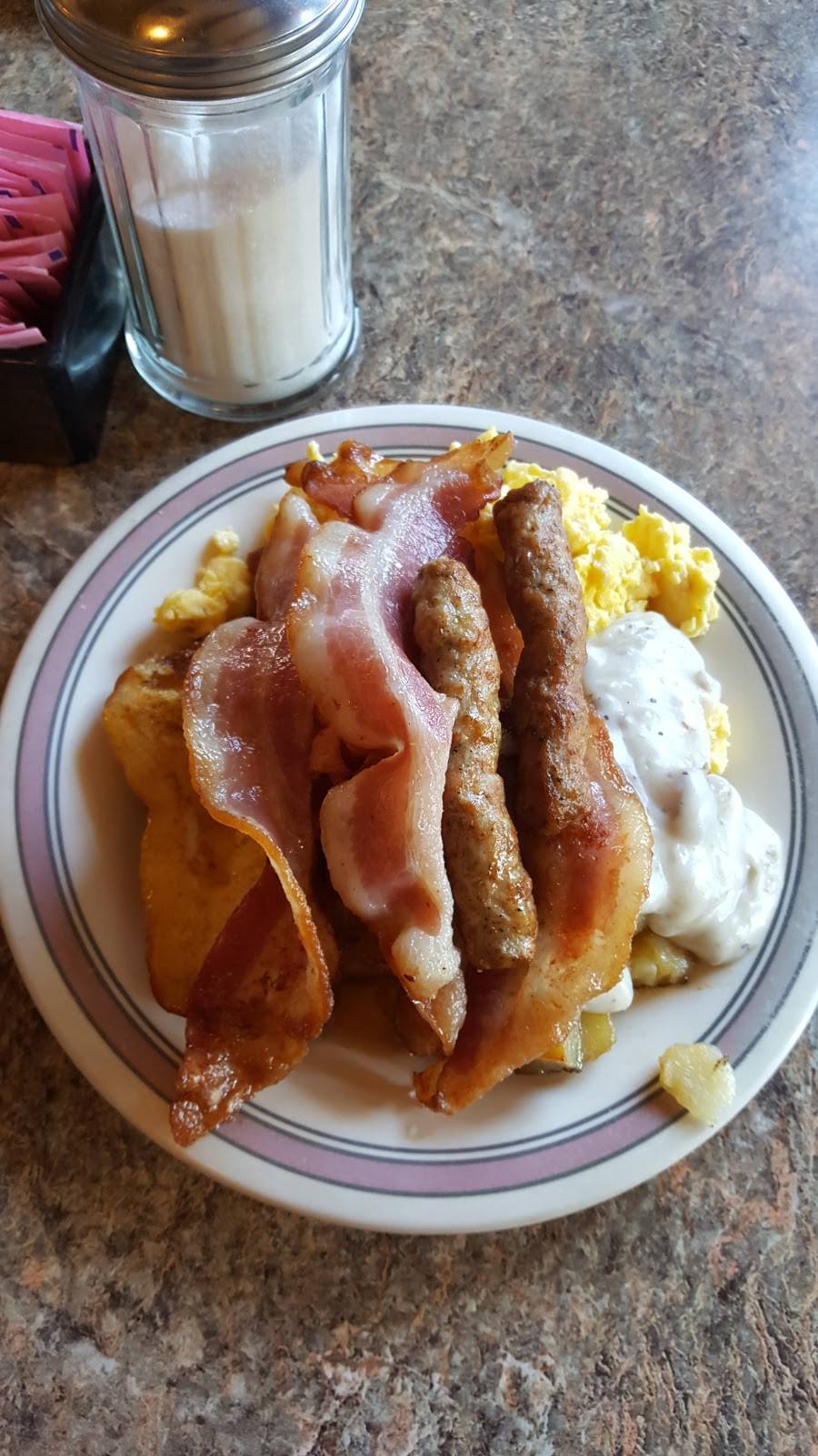 Brookside Restaurant | restaurant | 2978 US-211, Luray, VA 22835, USA | 5407435698 OR +1 540-743-5698