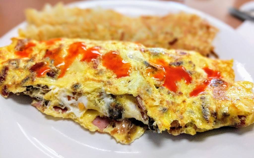 Johnny Ks | restaurant | 415 N Generals Blvd, Lincolnton, NC 28092, USA | 7042409394 OR +1 704-240-9394