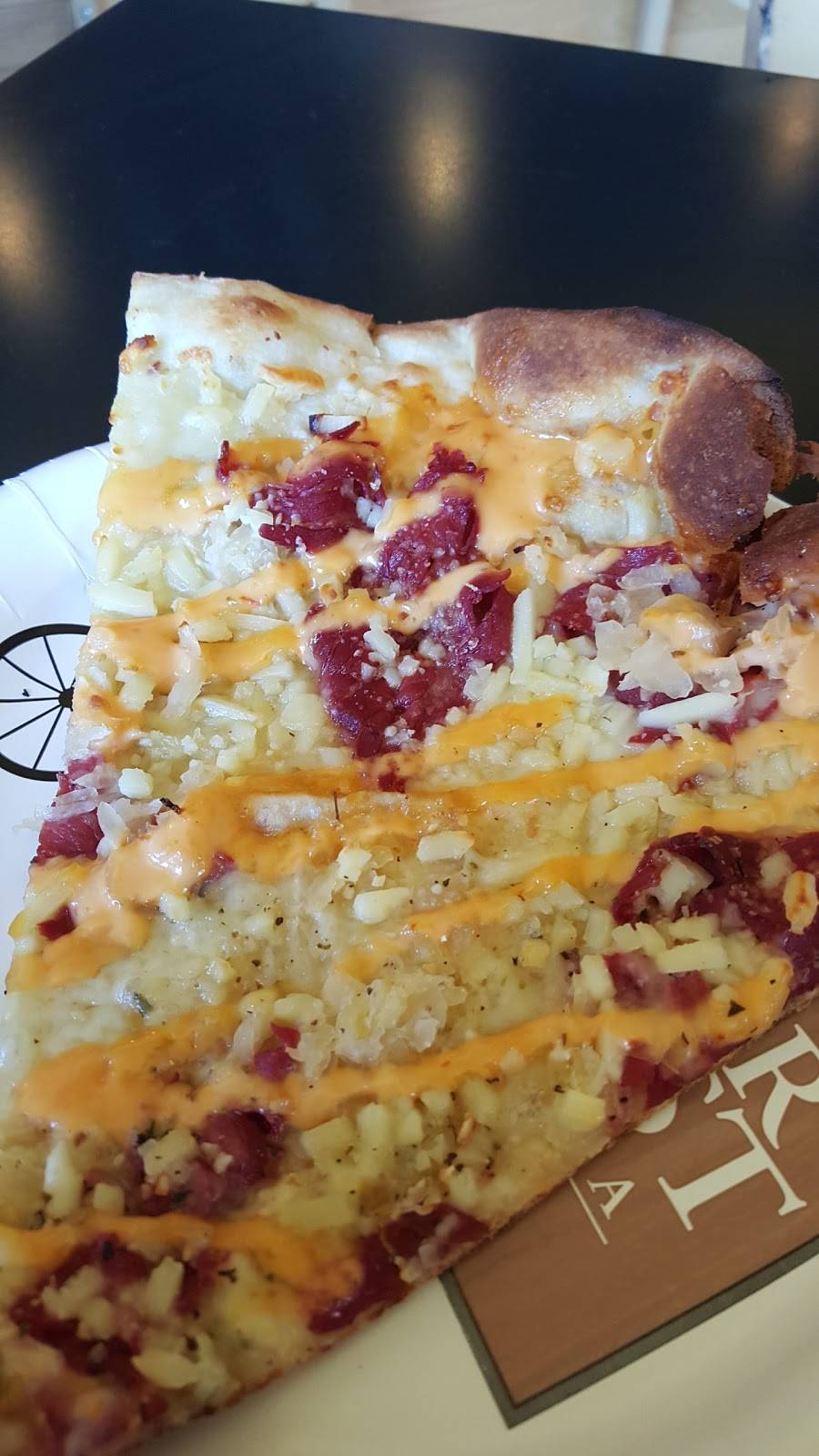 The Upper Crust Pizzeria | restaurant | 41 Waltham St, Lexington, MA 02421, USA | 7812740089 OR +1 781-274-0089