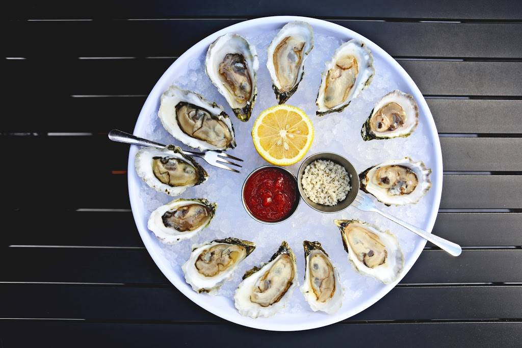 Rexs Seafood and Market | restaurant | 920 S Harwood St #150, Dallas, TX 75201, USA | 2142729372 OR +1 214-272-9372