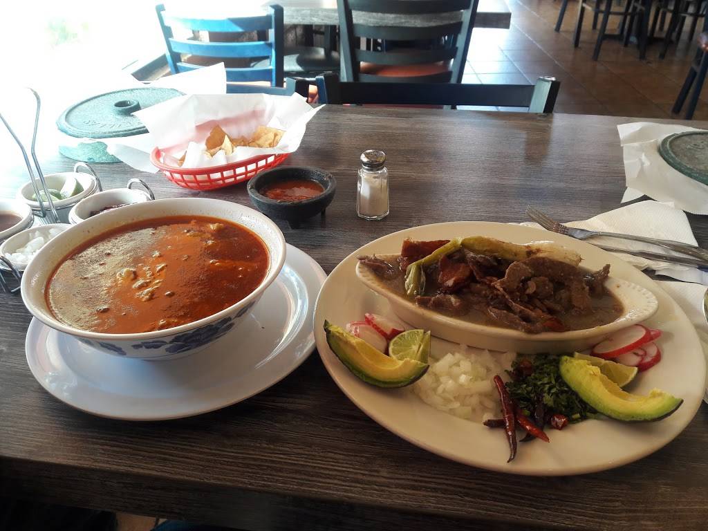 Tortas Ahogadas Las Orginales | restaurant | 23630 Newhall Ave #1, Newhall, CA 91321, USA | 6612590884 OR +1 661-259-0884