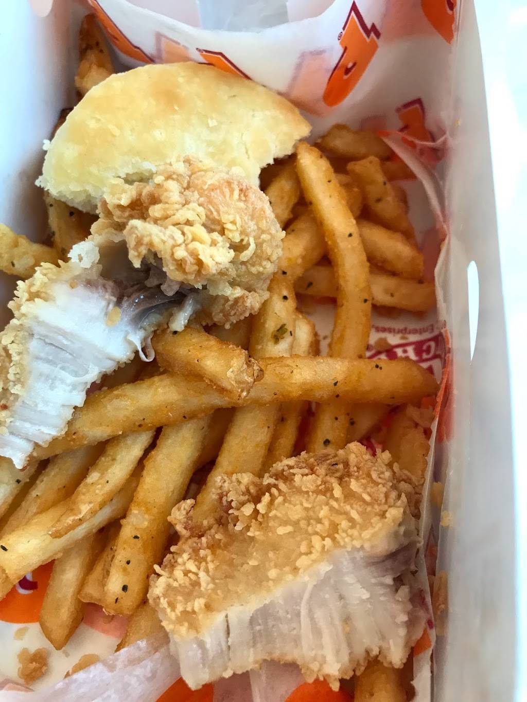 Popeyes Louisiana Kitchen | restaurant | 651 Kapkowski Rd, Elizabeth, NJ 07201, USA | 9082824806 OR +1 908-282-4806