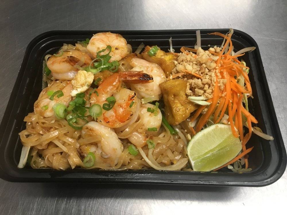 Delish Thai, Takeout/delivery/Catering | meal takeaway | 936 Detroit Ave, Concord, CA 94518, USA | 9252749559 OR +1 925-274-9559