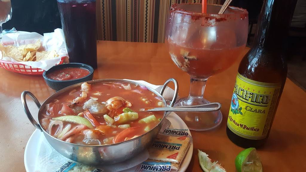 El Rey Del Mar - Cocina Mexicana Mariscos | restaurant | 18530 Sherman Way, Reseda, CA 91335, USA | 8187570902 OR +1 818-757-0902