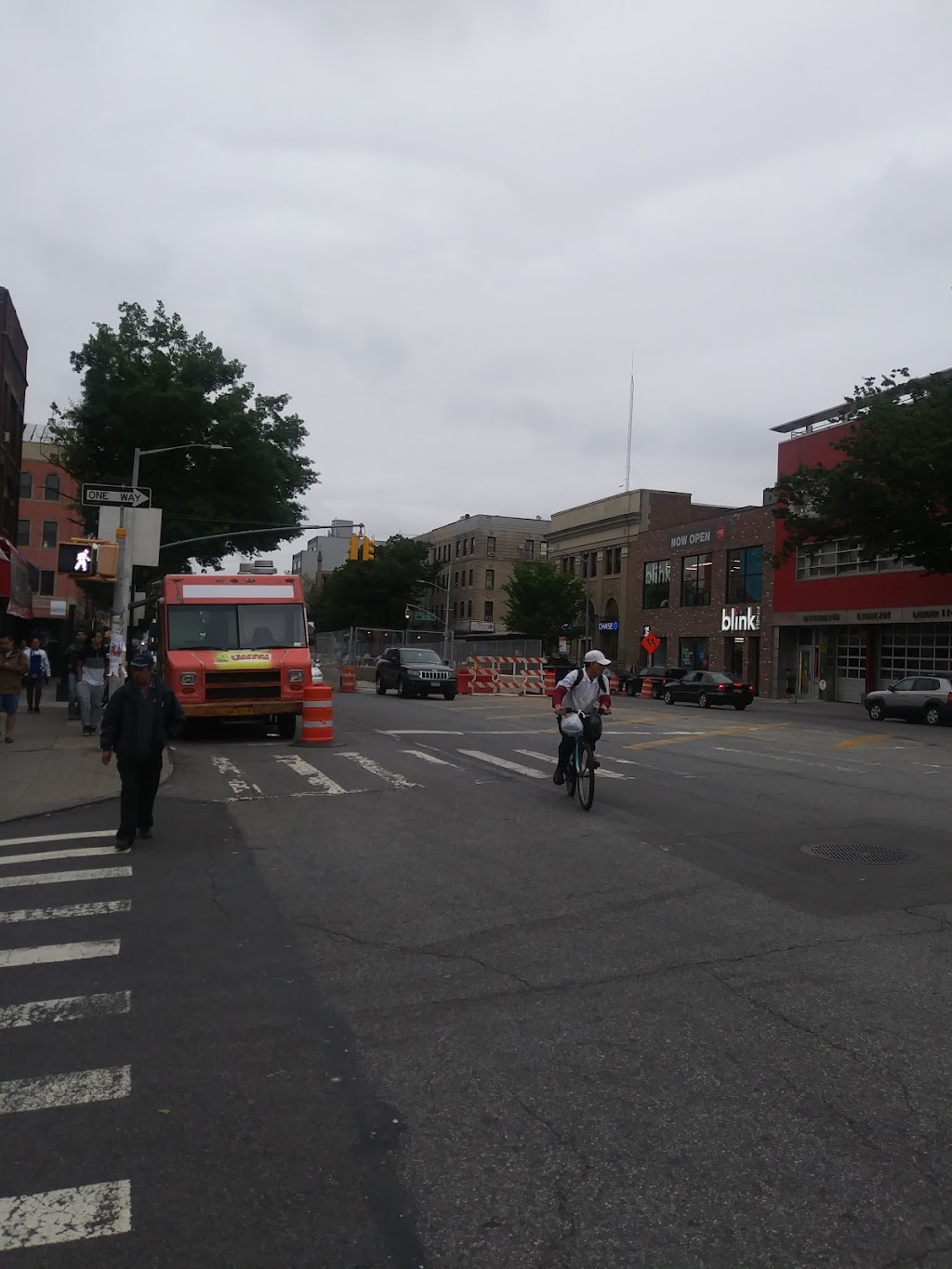 Azy Deli & Grill | restaurant | 5309 4th Ave, Brooklyn, NY 11220, USA | 7184927174 OR +1 718-492-7174