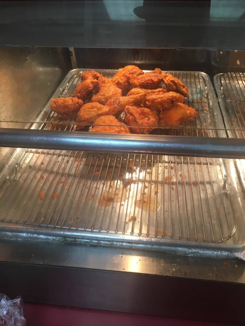 Crown Fried Chicken | restaurant | 1643 St Johns Pl, Brooklyn, NY 11233, USA | 7187712021 OR +1 718-771-2021