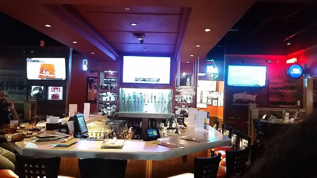 Applebees Grill + Bar | restaurant | 2503 S Kirkman Rd, Orlando, FL 32811, USA | 4077046750 OR +1 407-704-6750
