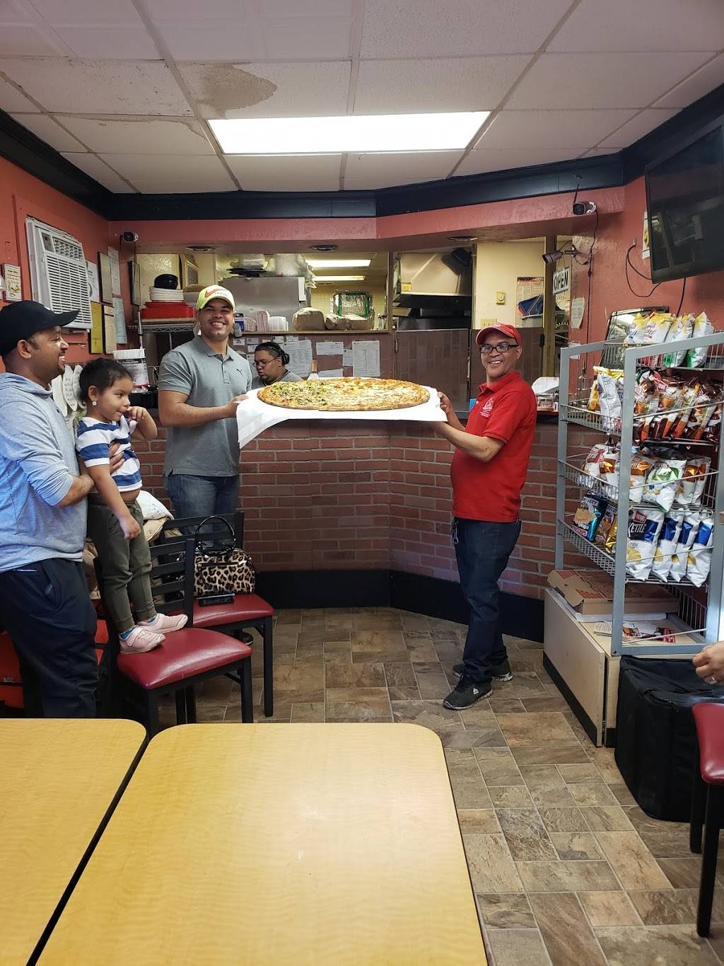 Espinos Pizza | restaurant | 323 W Lemon St, Lancaster, PA 17603, USA | 7172079237 OR +1 717-207-9237