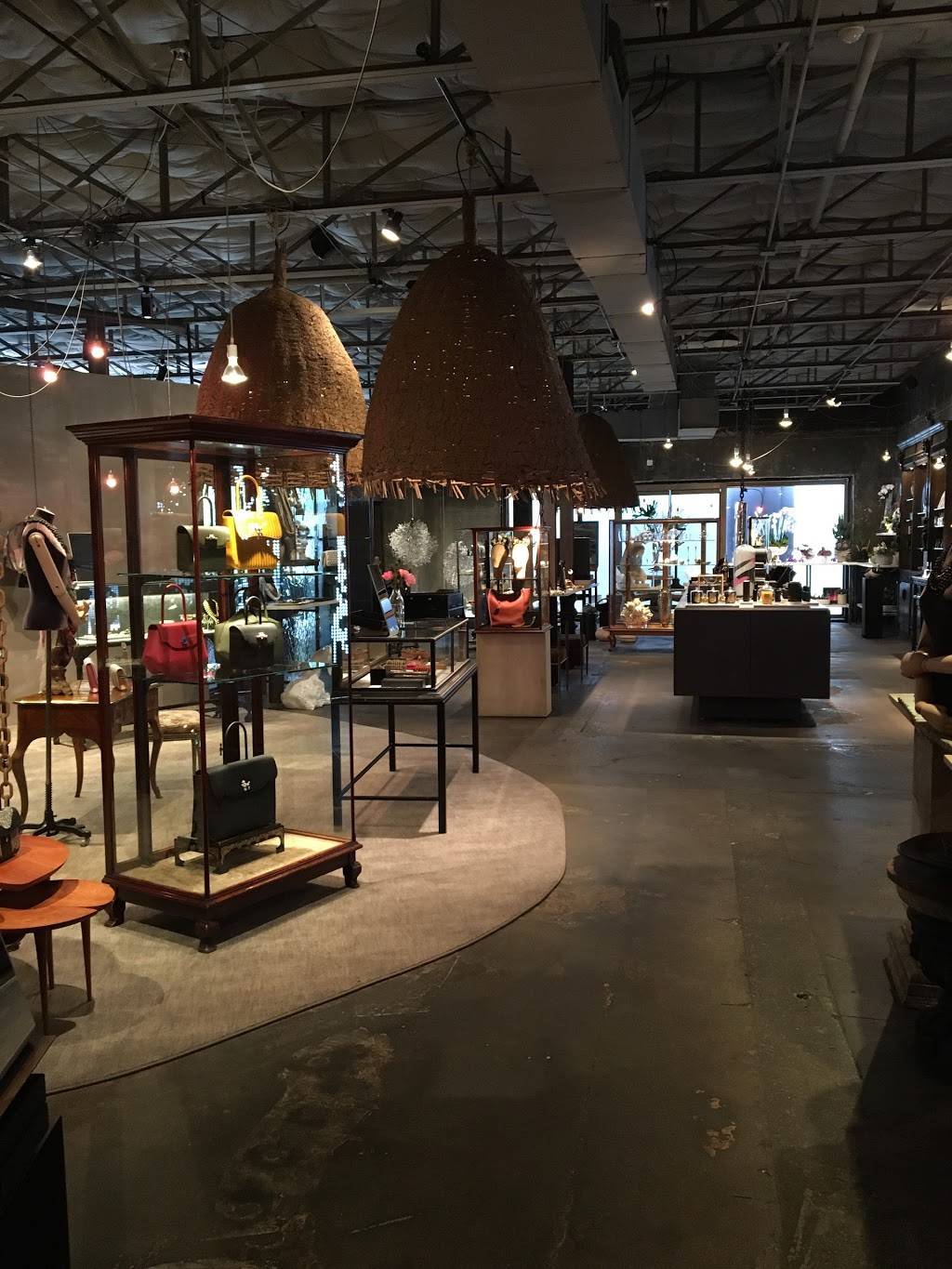 Urban Flower Grange Hall | restaurant | 4445 Travis St, Dallas, TX 75205, USA | 2144430600 OR +1 214-443-0600