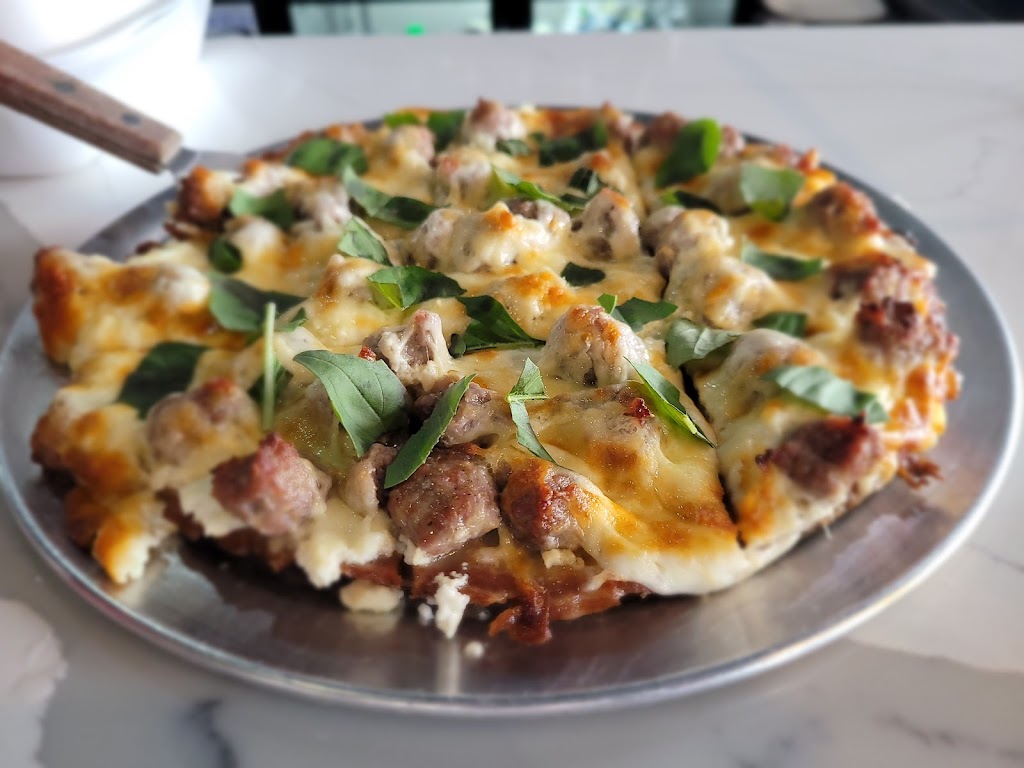 Crave Pizza | restaurant | 7641 E Guadalupe Rd #111, Mesa, AZ 85212, USA | 4805034444 OR +1 480-503-4444