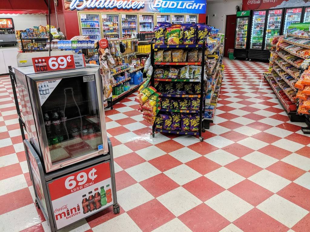 Shop-N-Go | restaurant | 6310, 901 S Clinton Ave, Dunn, NC 28334, USA | 9108921894 OR +1 910-892-1894