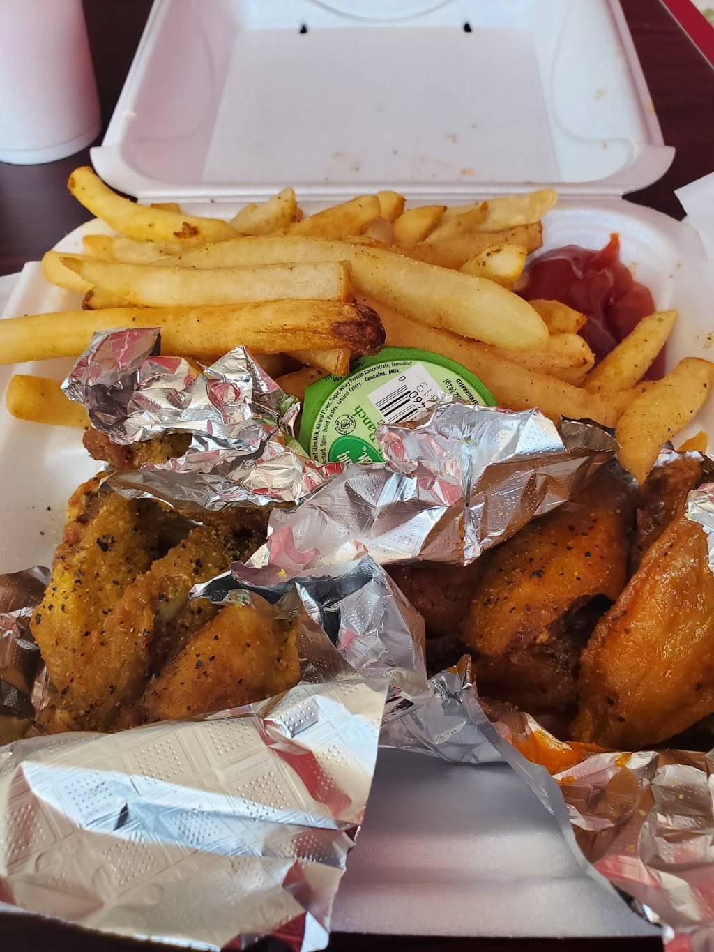 Country Wings | restaurant | 6959 Macon Rd Suite B, Columbus, GA 31907, USA | 7066107236 OR +1 706-610-7236