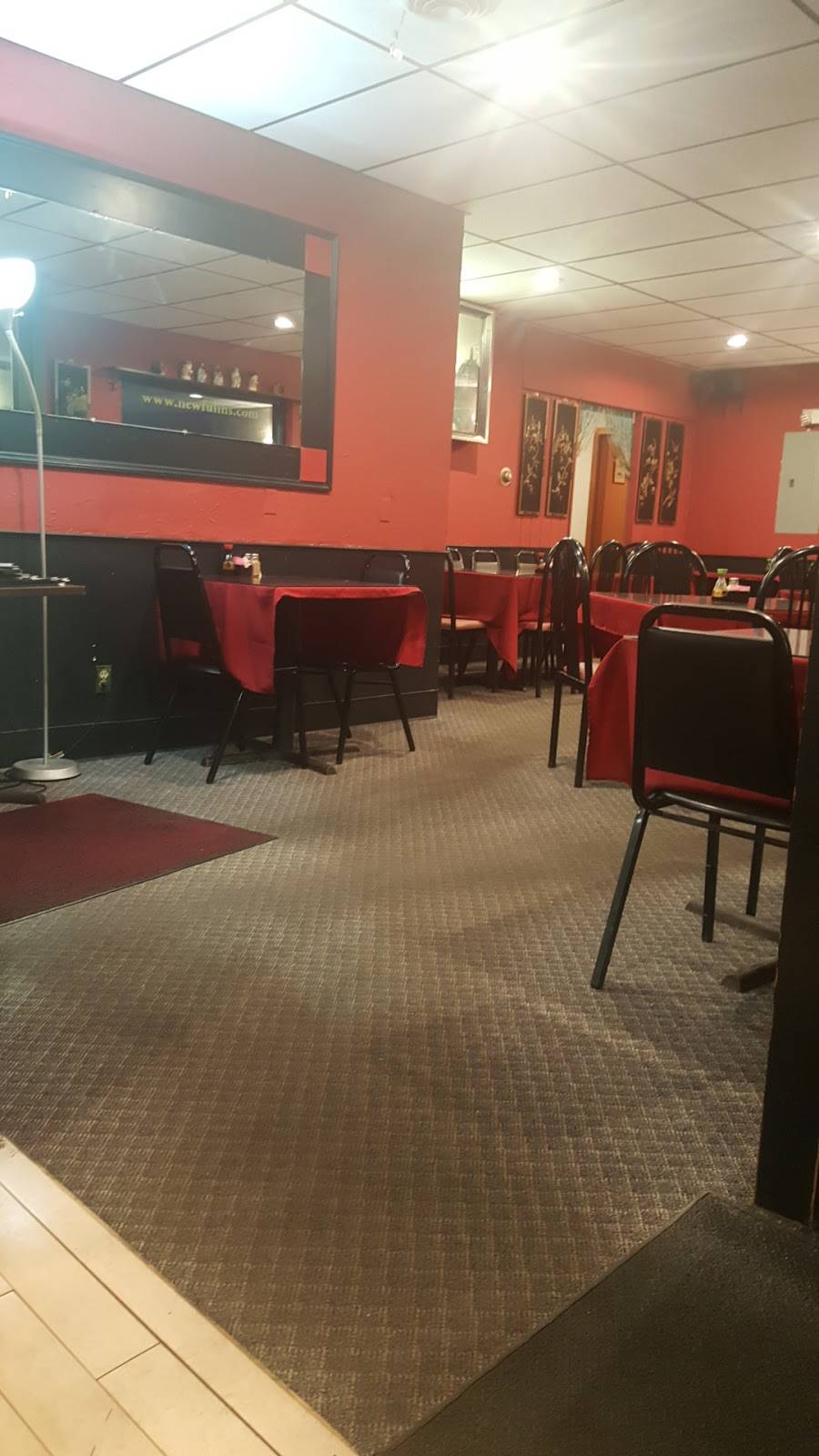 New Fu Lins | restaurant | 30 Fairgrounds Plz, Morristown, VT 05661, USA | 8028881818 OR +1 802-888-1818