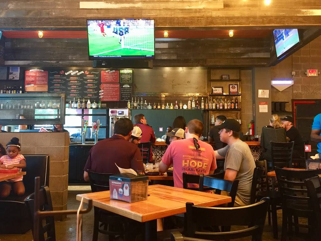 Torchys Tacos | restaurant | 5600 SMU Boulevard #102, Dallas, TX 75206, USA | 9729938226 OR +1 972-993-8226