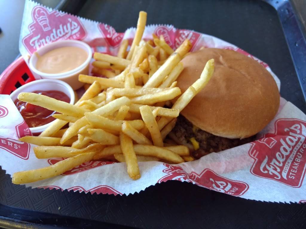 Freddys Frozen Custard & Steakburgers | restaurant | 2065 E Baseline Rd, Gilbert, AZ 85234, USA | 4806337988 OR +1 480-633-7988