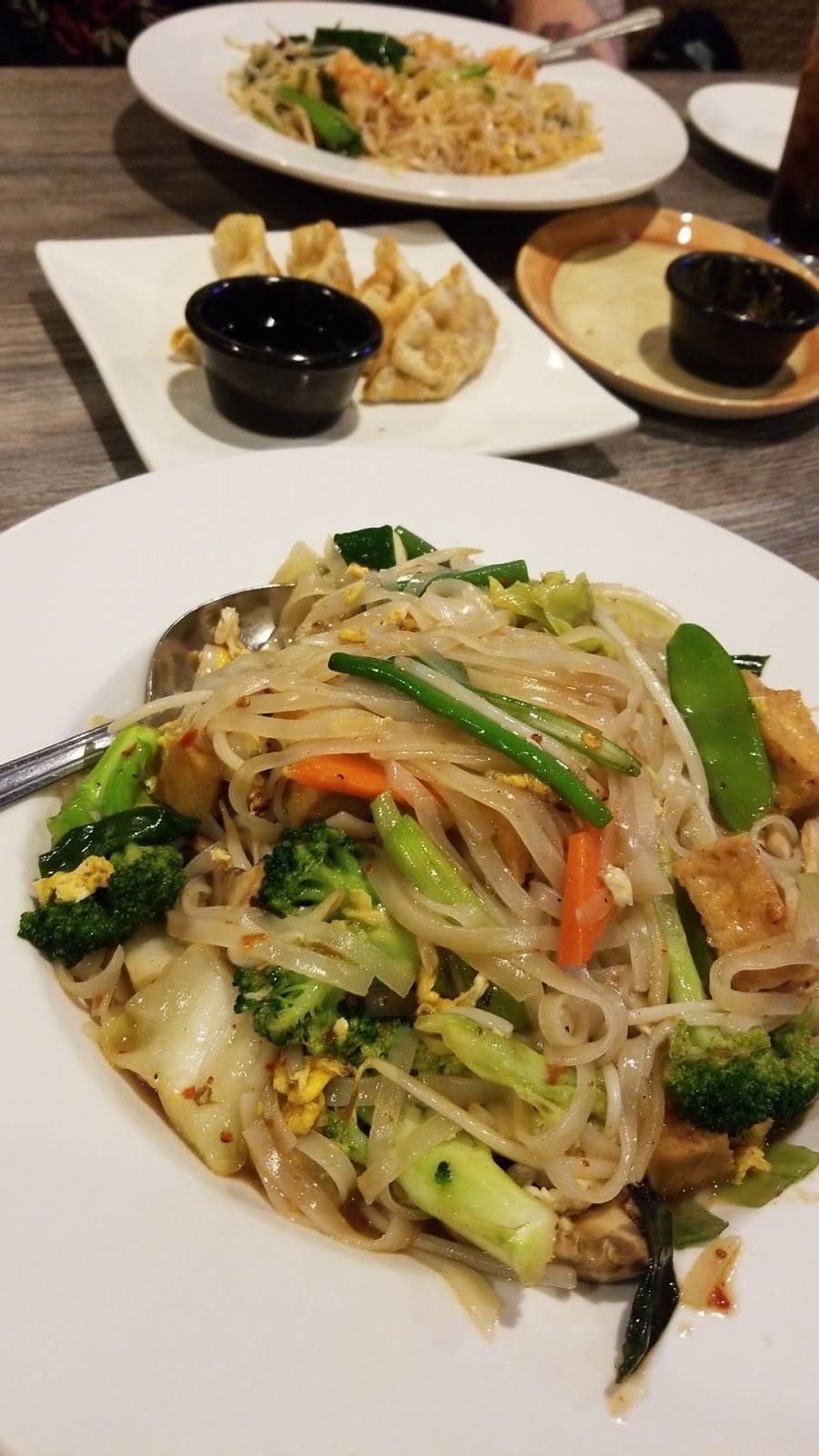 Simis Cafe | restaurant | 2401 E Baseline Rd #118, Gilbert, AZ 85234, USA | 4806338800 OR +1 480-633-8800