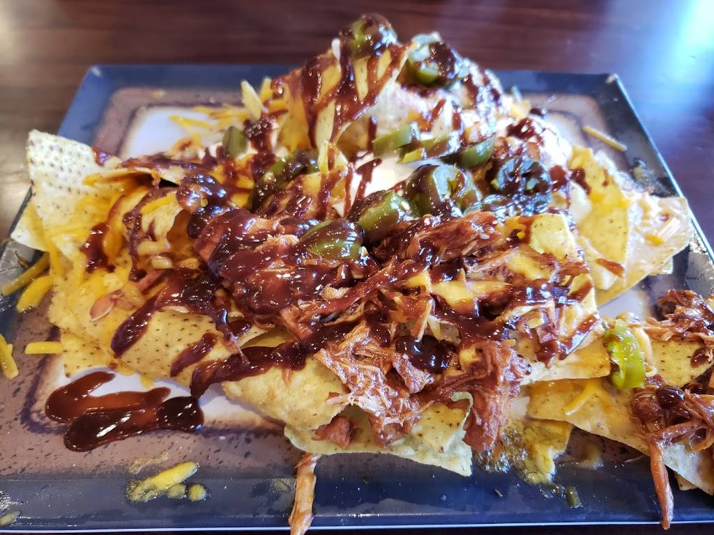 Bandanas Bar-B-Q | restaurant | 156 Vantage Dr, Cape Girardeau, MO 63701, USA | 5735193009 OR +1 573-519-3009