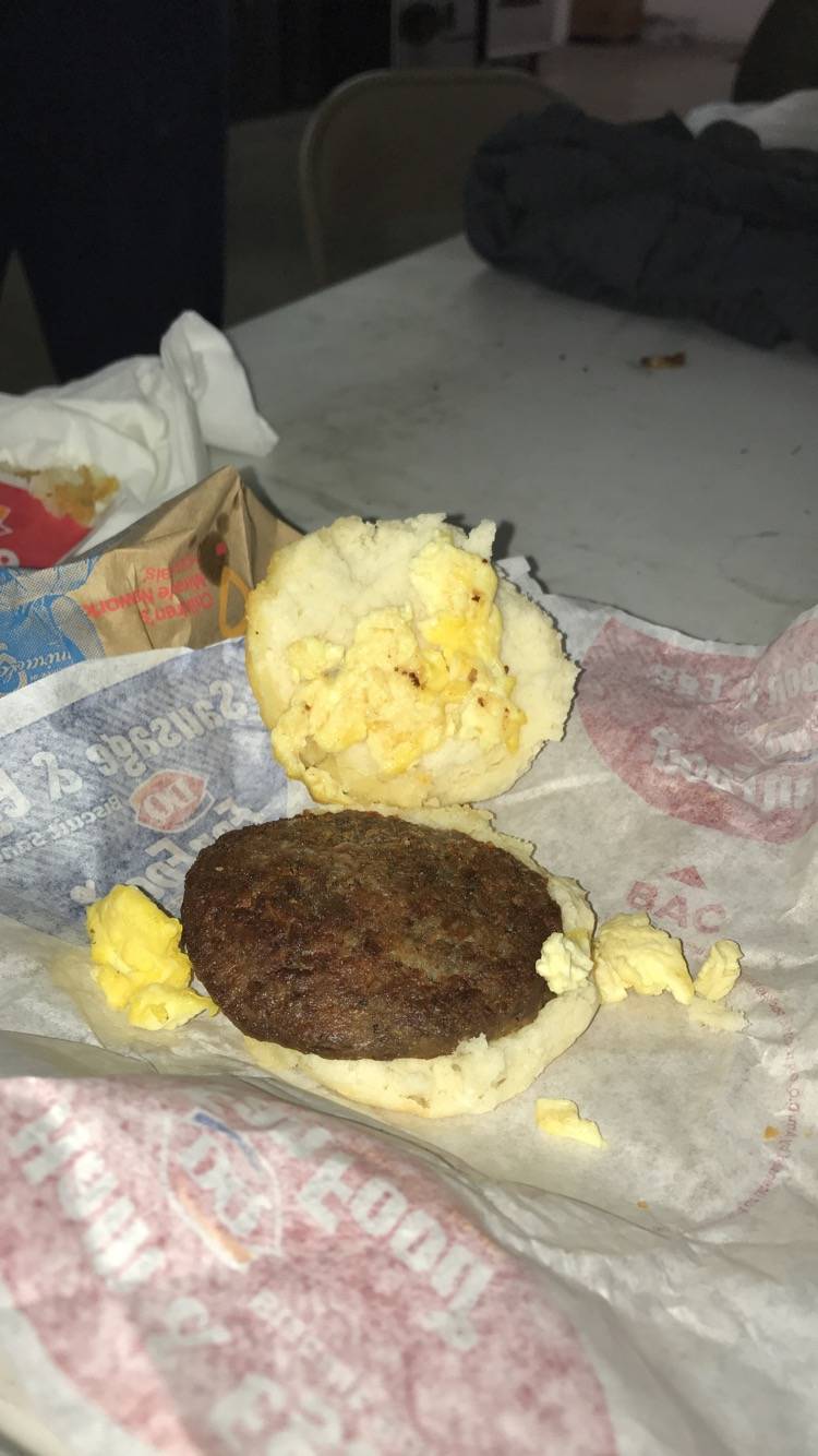 Dairy Queen Grill & Chill | restaurant | 213 E 10th St, Jeffersonville, IN 47130, USA | 8122808750 OR +1 812-280-8750