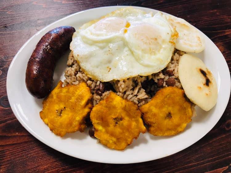 La Costeñita | restaurant | 2481 Finch Ave W, North York, ON M9M 2G1, Canada | 6478083244 OR +1 647-808-3244